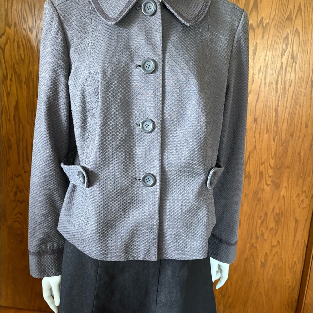 Women's Textured Button-Up Jacket - Gray